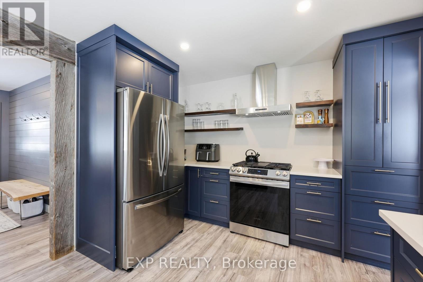 22 Cecil Street, Essa (Angus), Ontario  L0M 1B3 - Photo 14 - N12842466