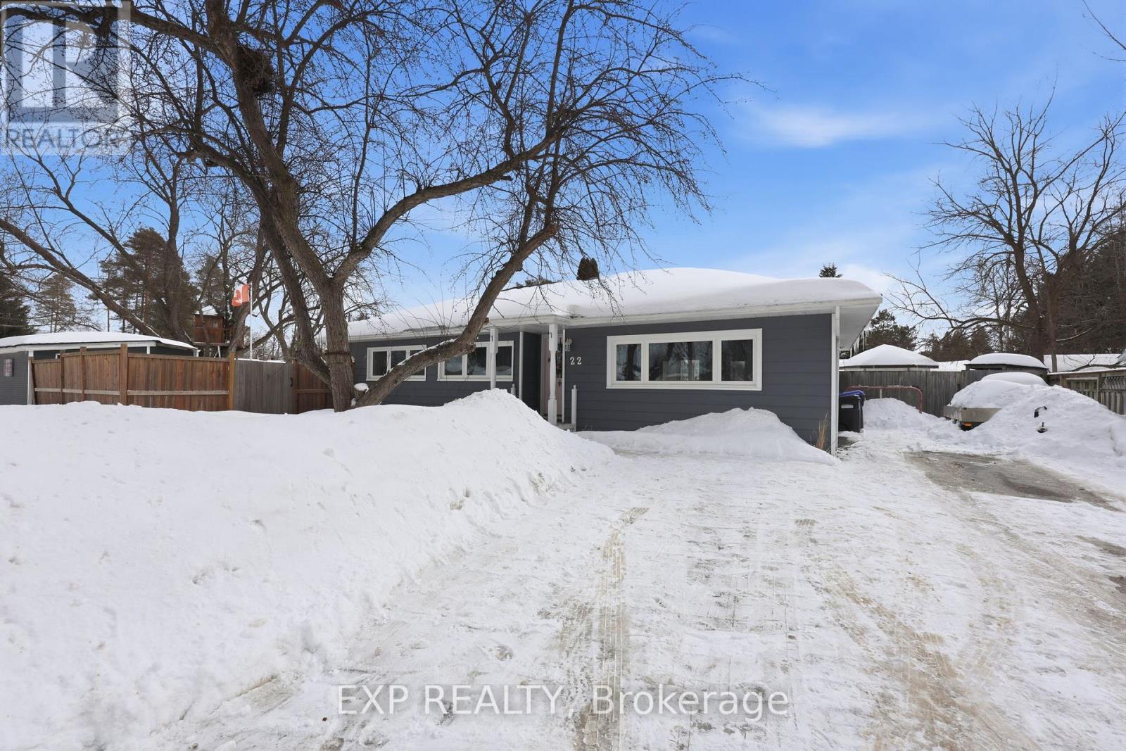 22 Cecil Street, Essa (Angus), Ontario  L0M 1B3 - Photo 2 - N12842466