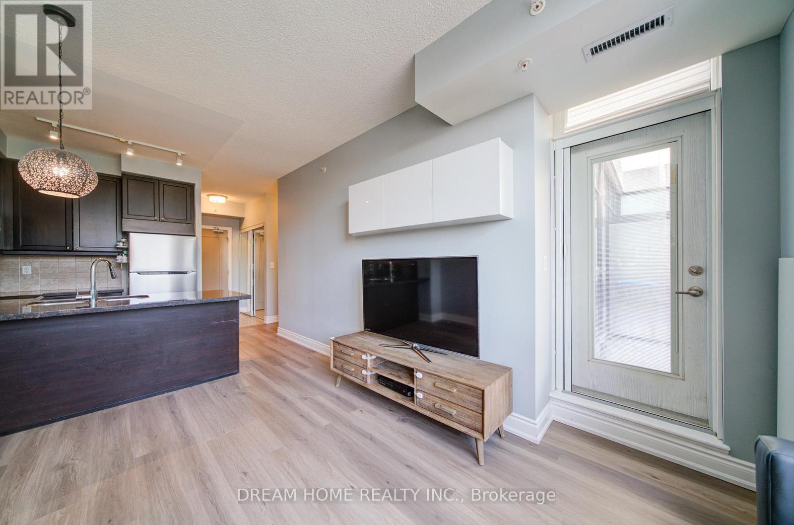 322 - 2396 Major Mackenzie Drive, Vaughan, Ontario  L6A 4Y1 - Photo 13 - N12842478