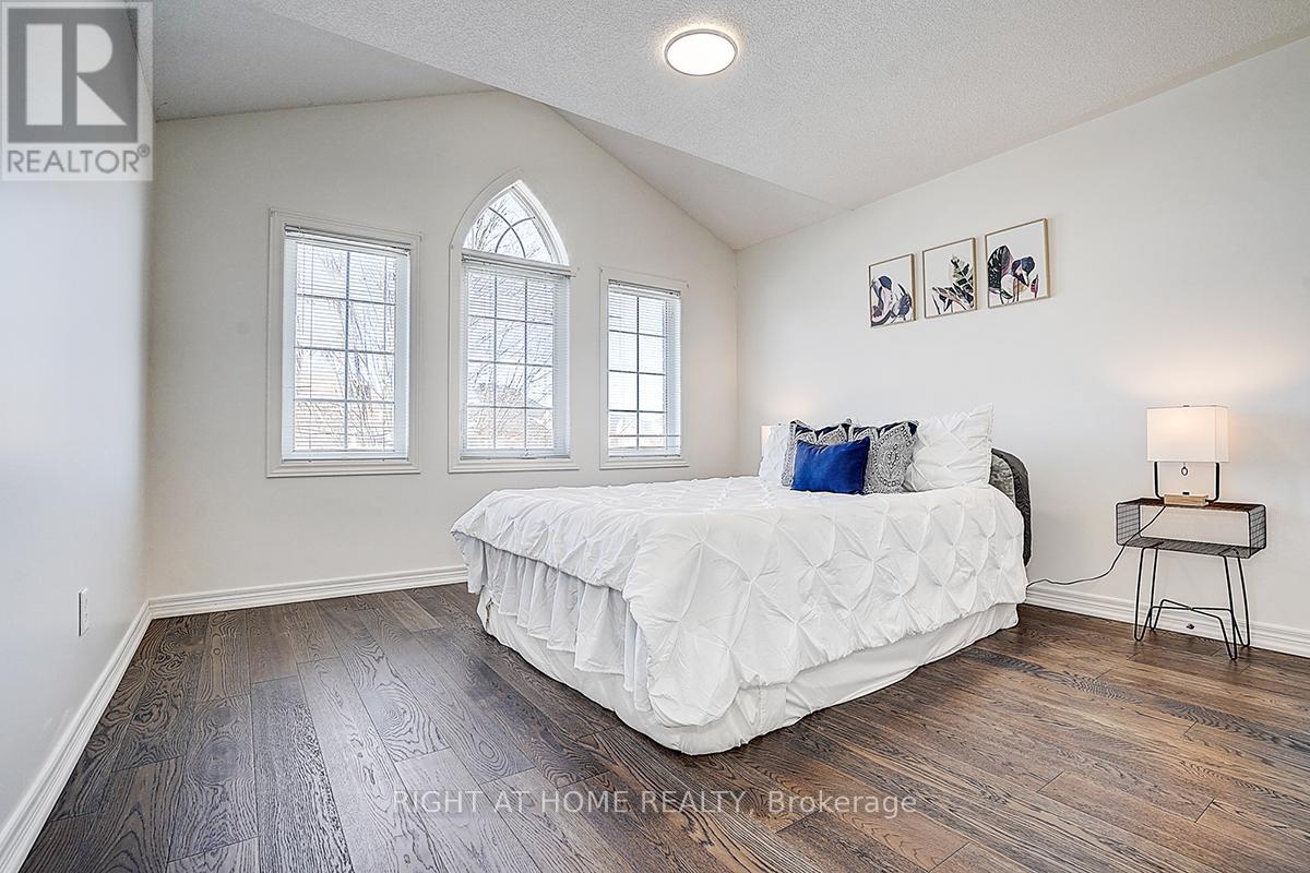 31 Waite Crescent, Whitchurch-Stouffville, Ontario  L4A 0B5 - Photo 28 - N12842524