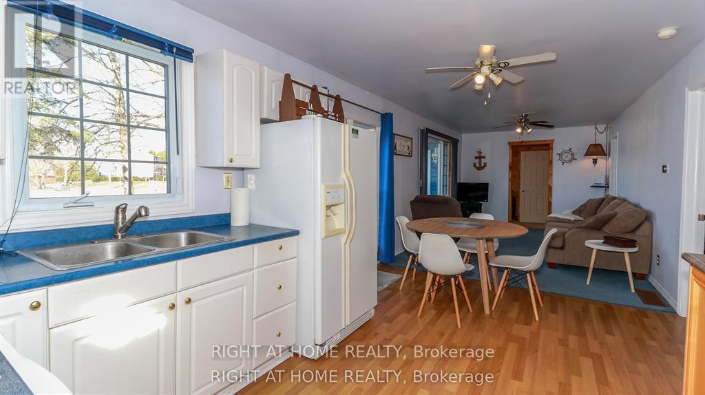 20 Long Point Road, Tay, Ontario  L0K 2C0 - Photo 16 - S12842492