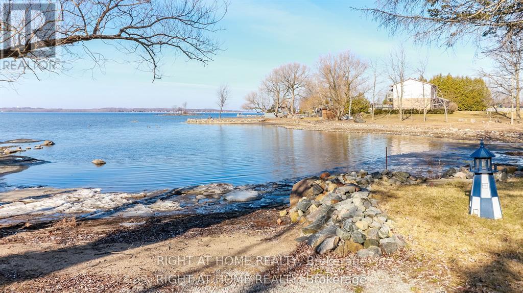 20 Long Point Road, Tay, Ontario  L0K 2C0 - Photo 6 - S12842492