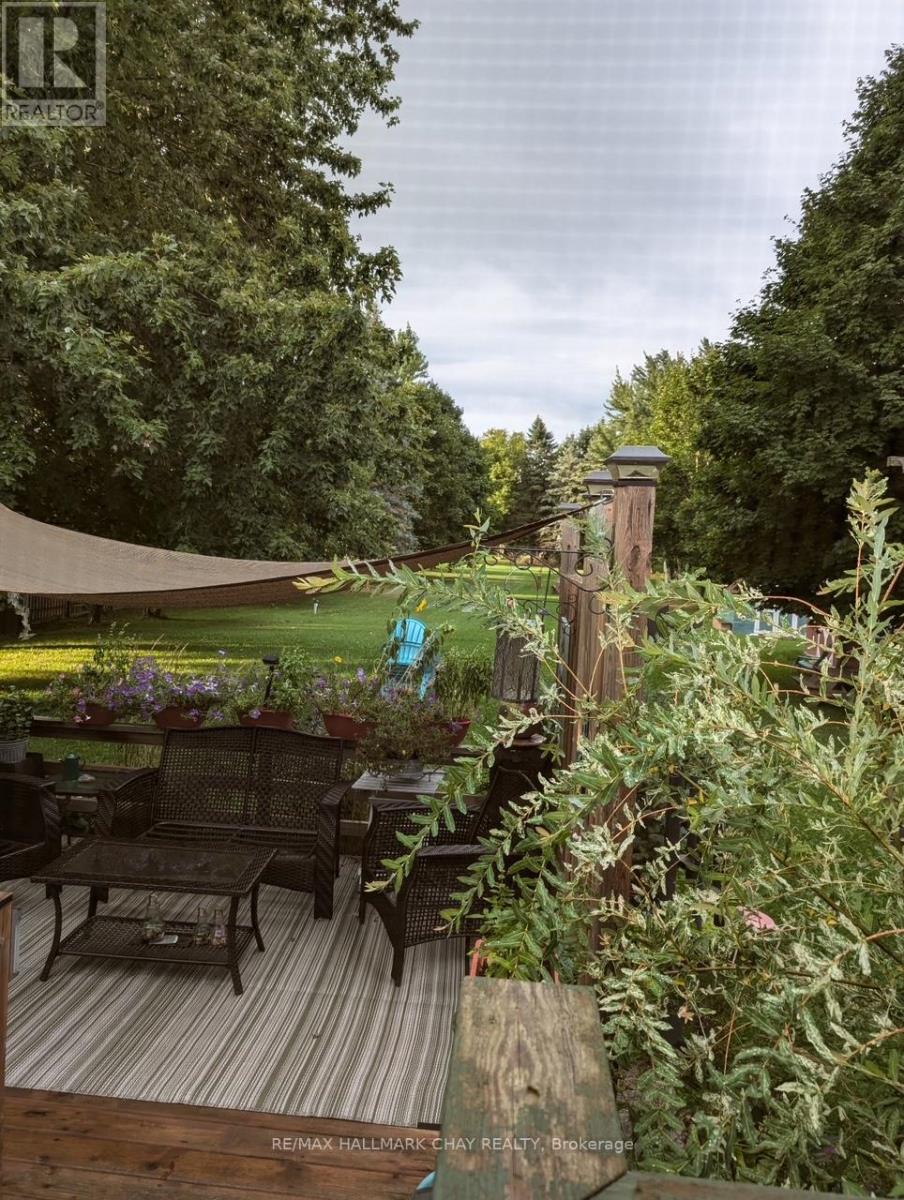 8 St Patricks Drive, Springwater, Ontario  L0L 2K0 - Photo 41 - S12842514