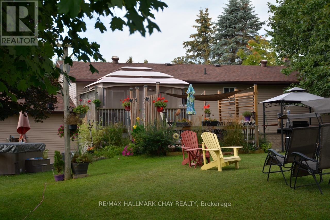 8 St Patricks Drive, Springwater, Ontario  L0L 2K0 - Photo 42 - S12842514