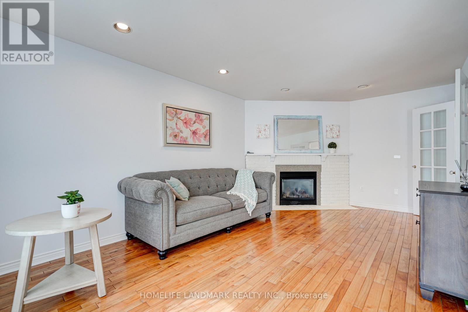 1157 Windrush Drive, Oakville, Ontario  L6M 1T9 - Photo 15 - W12842532