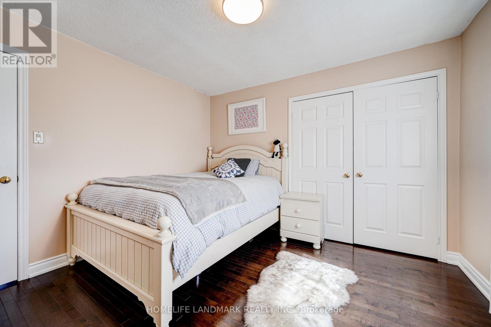 1157 Windrush Drive, Oakville, Ontario  L6M 1T9 - Photo 21 - W12842532