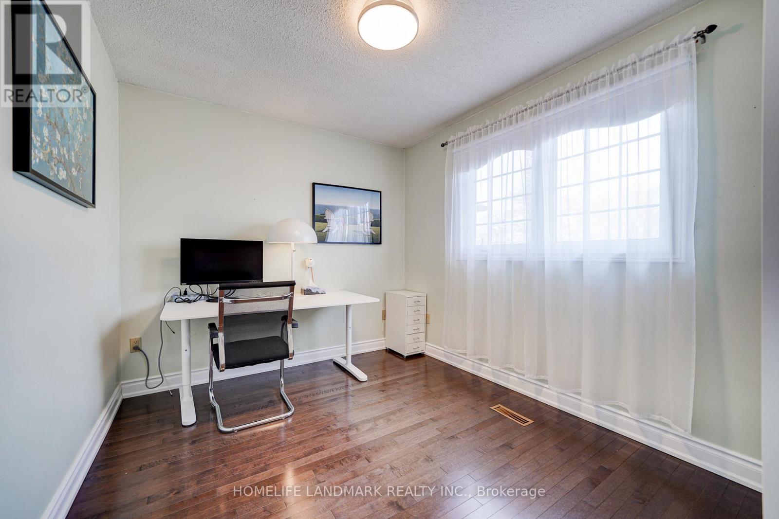 1157 Windrush Drive, Oakville, Ontario  L6M 1T9 - Photo 25 - W12842532