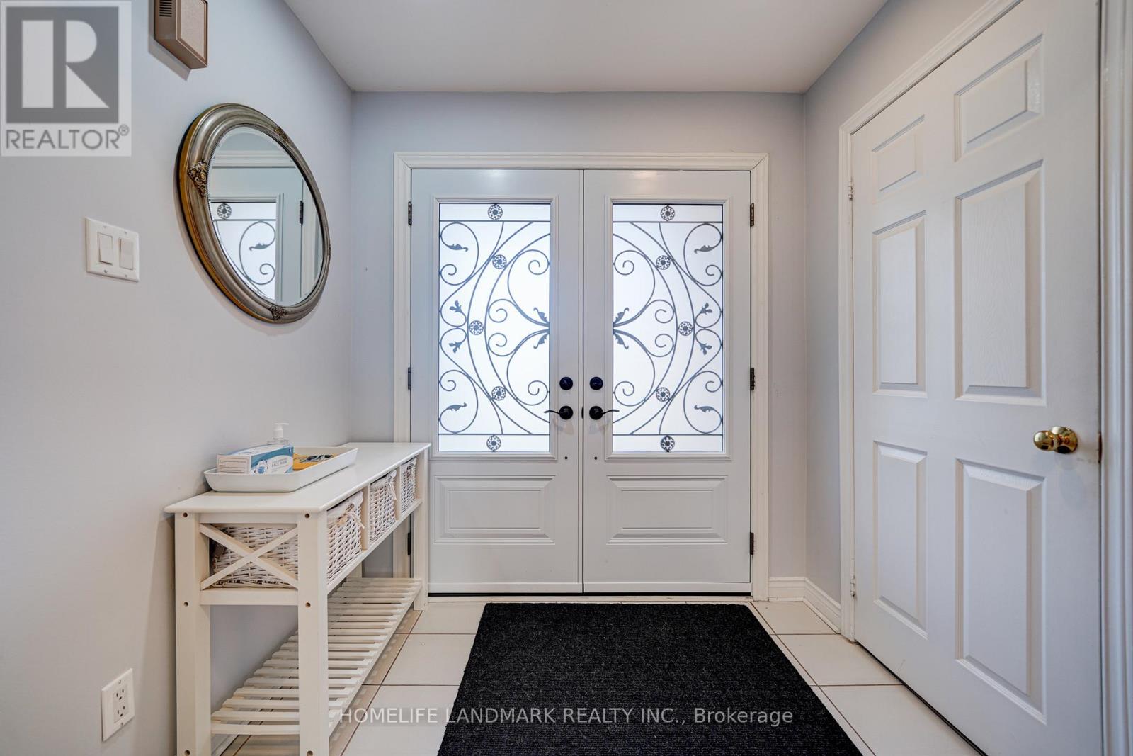 1157 Windrush Drive, Oakville, Ontario  L6M 1T9 - Photo 4 - W12842532