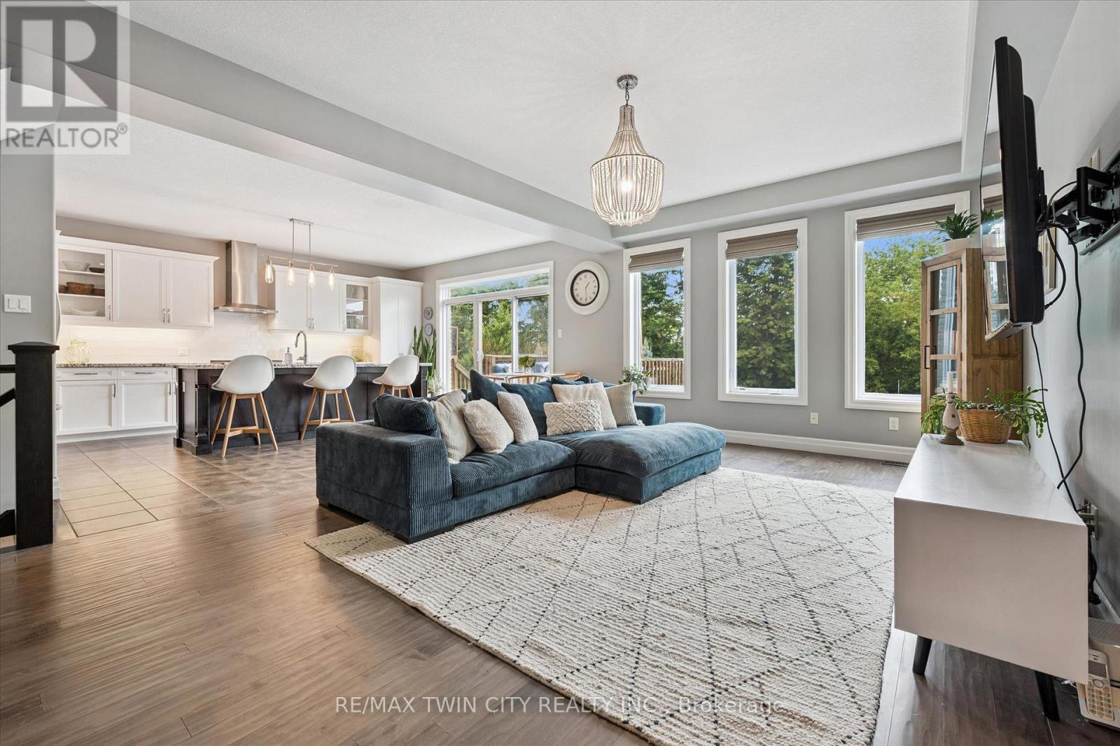 46 Deer Creek Street, Kitchener, Ontario  N2A 0G6 - Photo 13 - X12842498