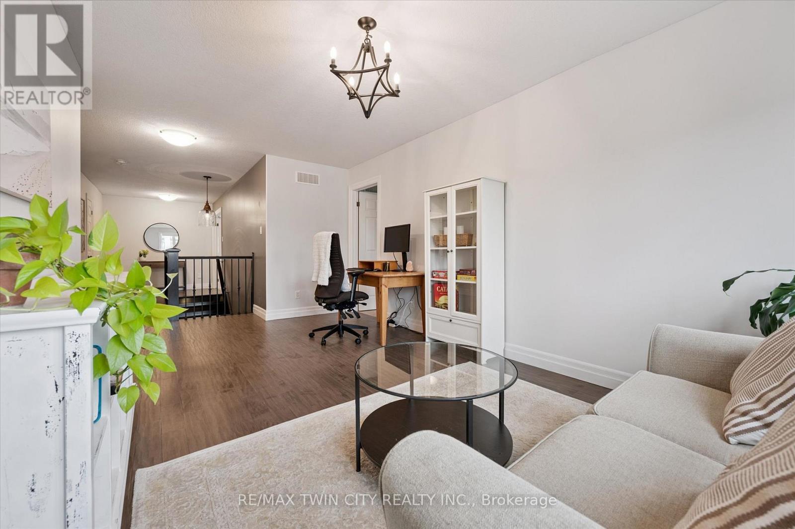 46 Deer Creek Street, Kitchener, Ontario  N2A 0G6 - Photo 24 - X12842498