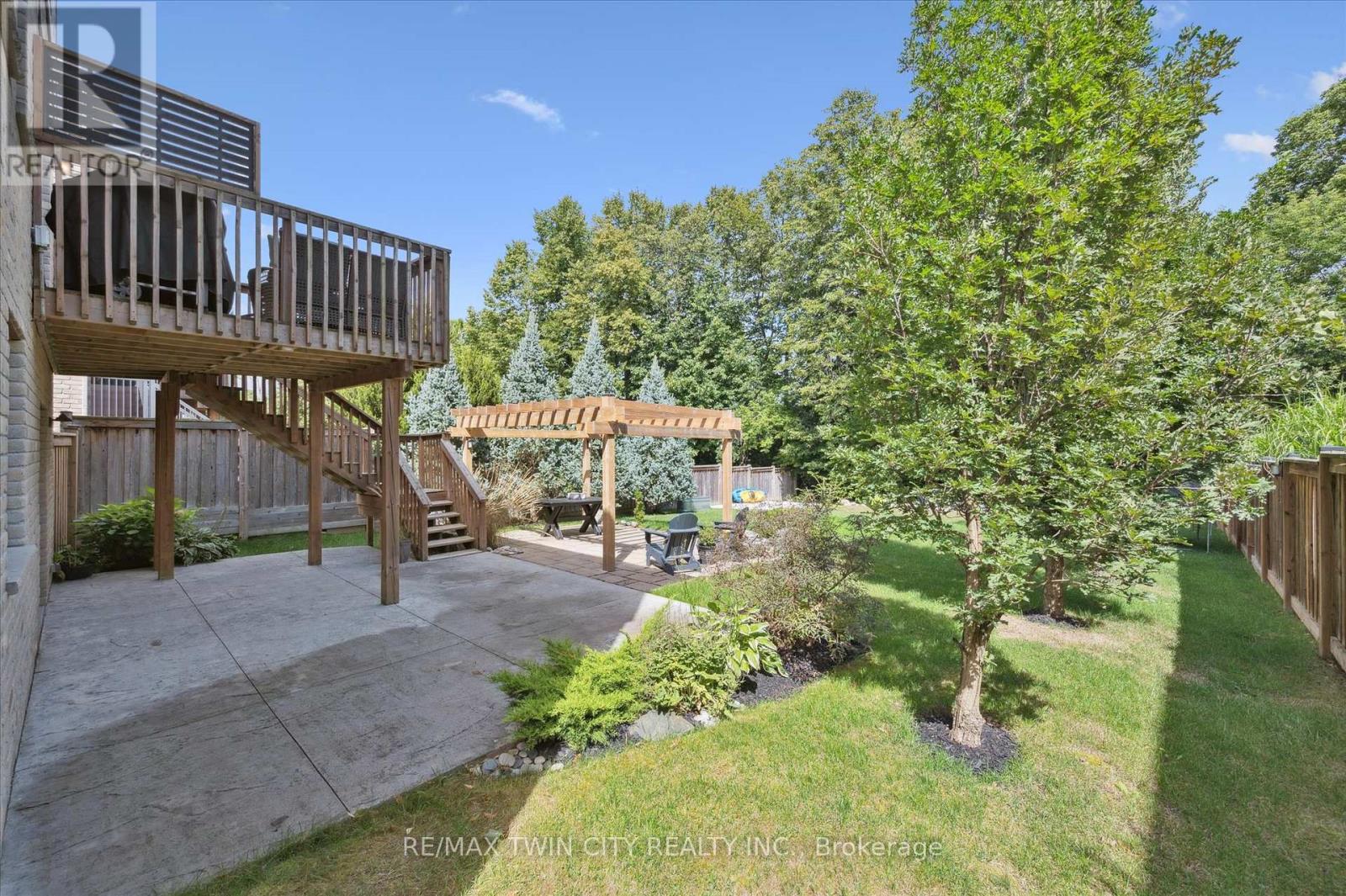 46 Deer Creek Street, Kitchener, Ontario  N2A 0G6 - Photo 39 - X12842498