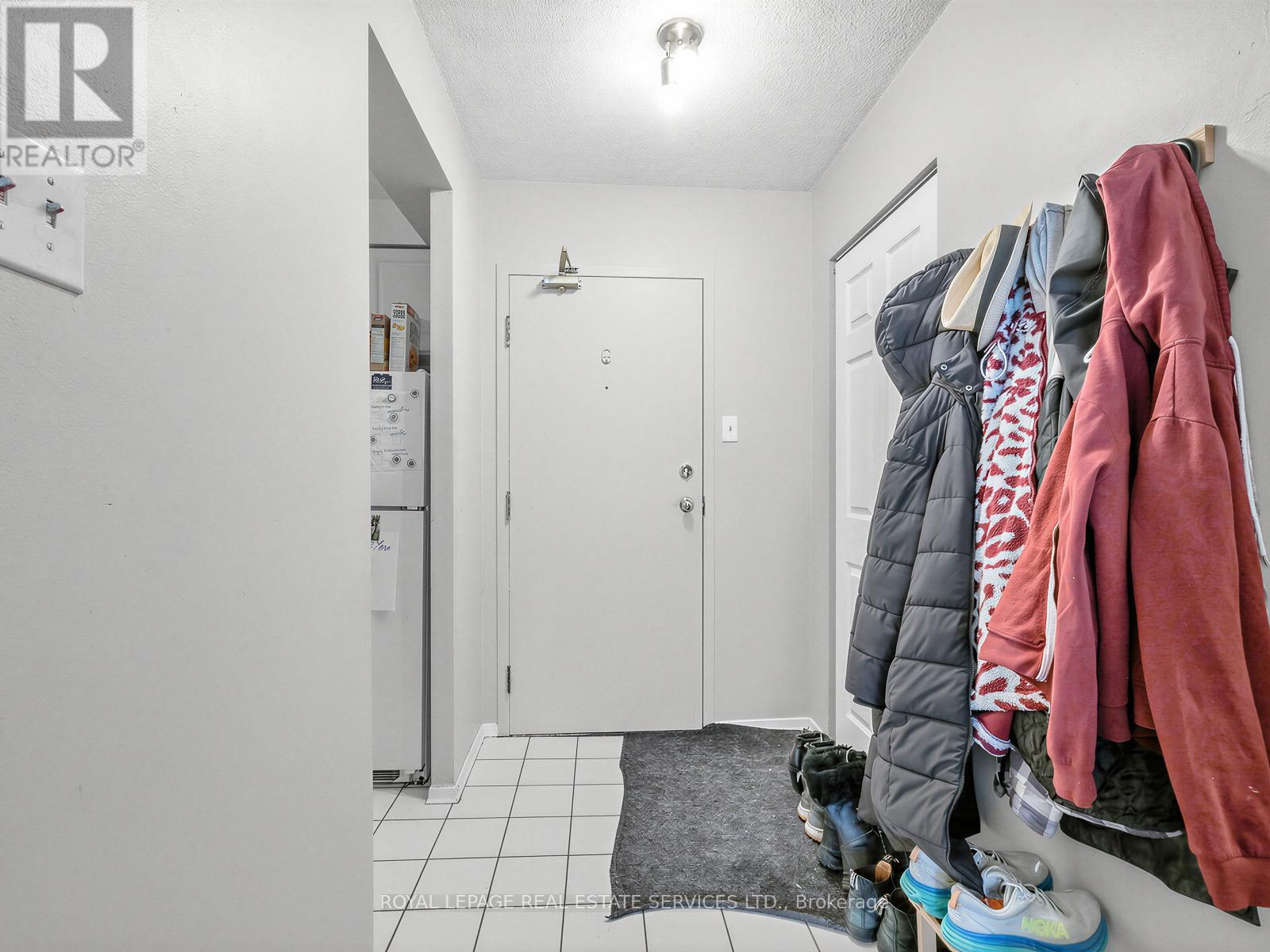 310 - 117 Gerrard Street E, Toronto, Ontario  M5B 2L4 - Photo 3 - C12655304