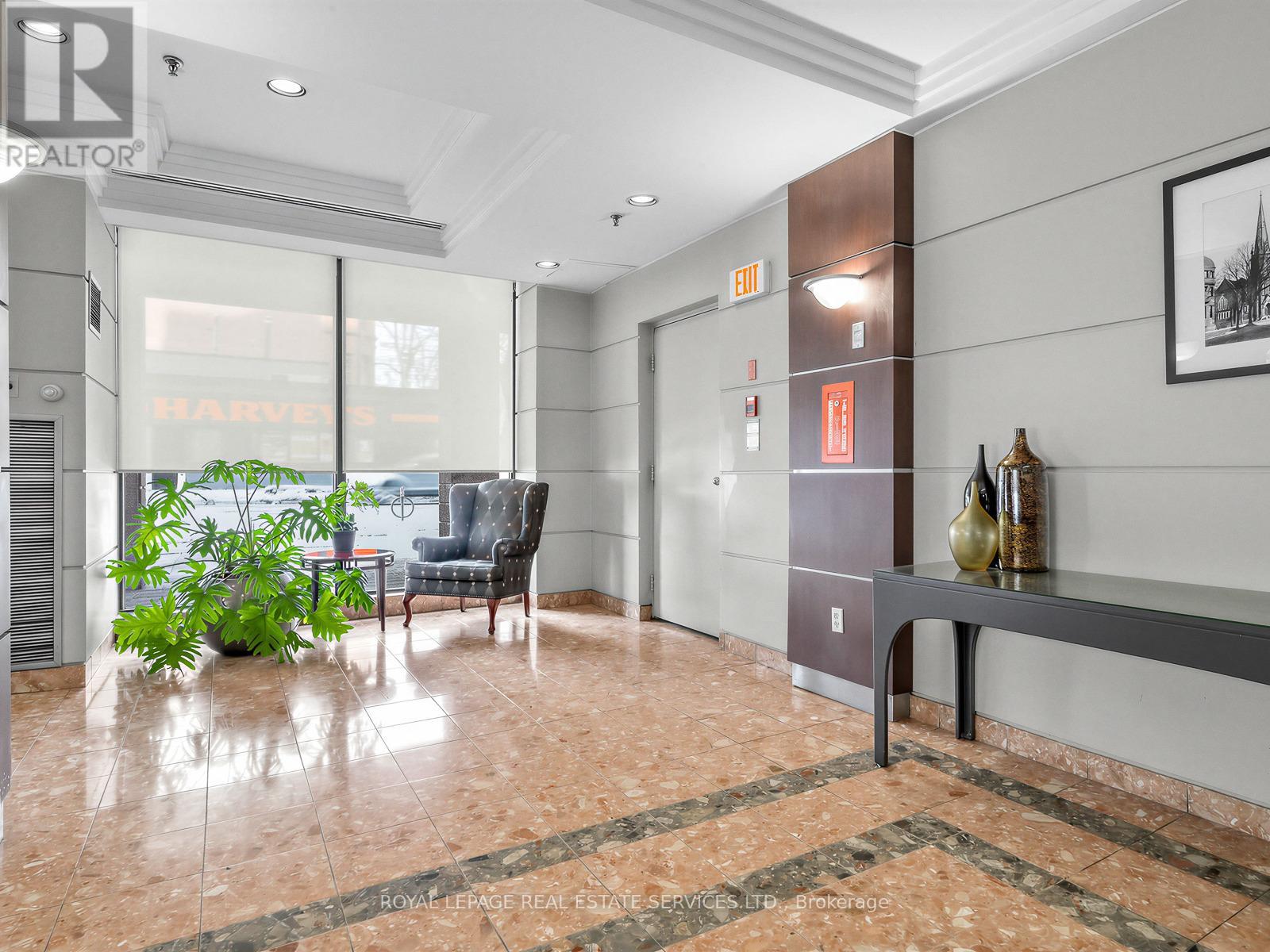 310 - 117 Gerrard Street E, Toronto, Ontario  M5B 2L4 - Photo 2 - C12655304