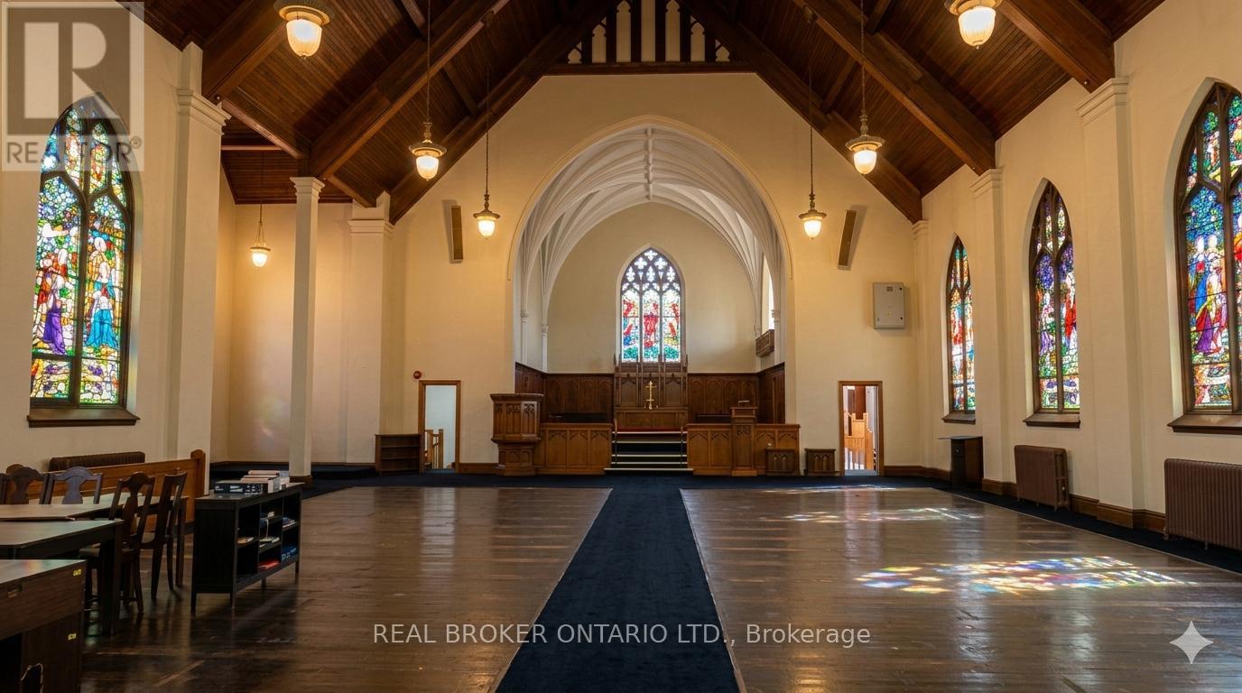 1401 King Street E, Hamilton, Ontario  L8M 3M1 - Photo 4 - X12836294