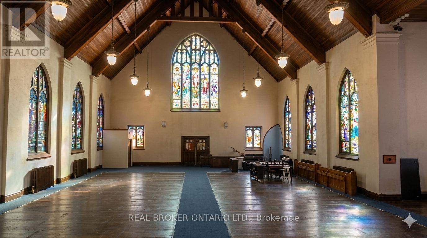 1401 King Street E, Hamilton, Ontario  L8M 3M1 - Photo 3 - X12836294