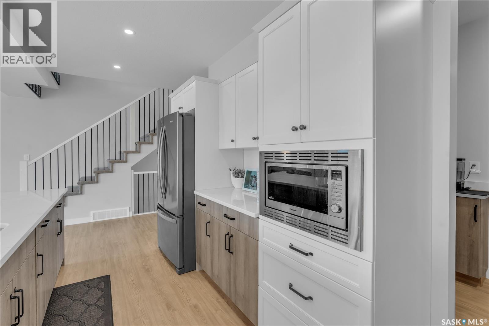 319 Dziadyk Bend, Saskatoon, Saskatchewan  S7V 1M5 - Photo 8 - SK029662