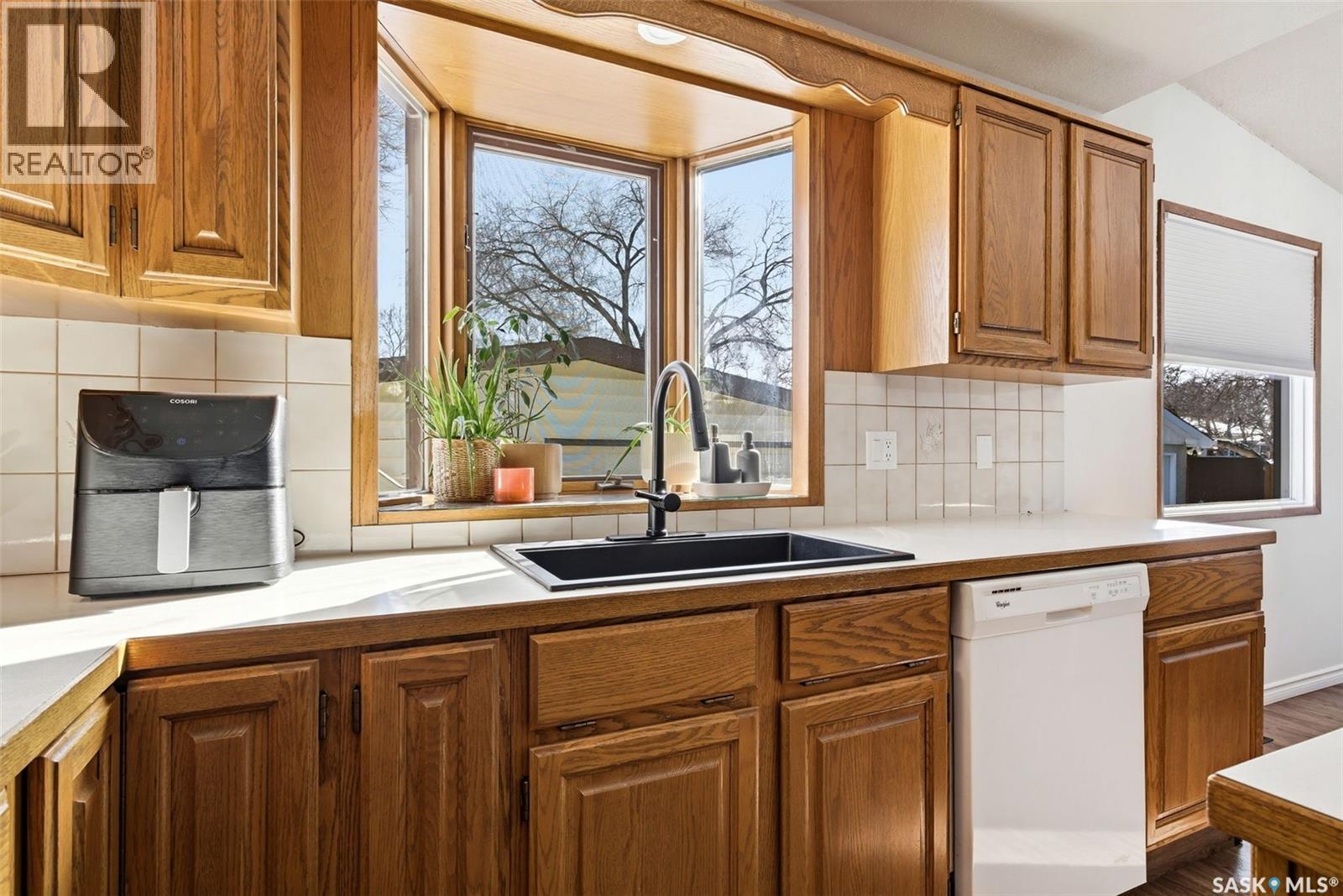 26 Mill Bay, Regina, Saskatchewan  S4N 1L6 - Photo 11 - SK029634