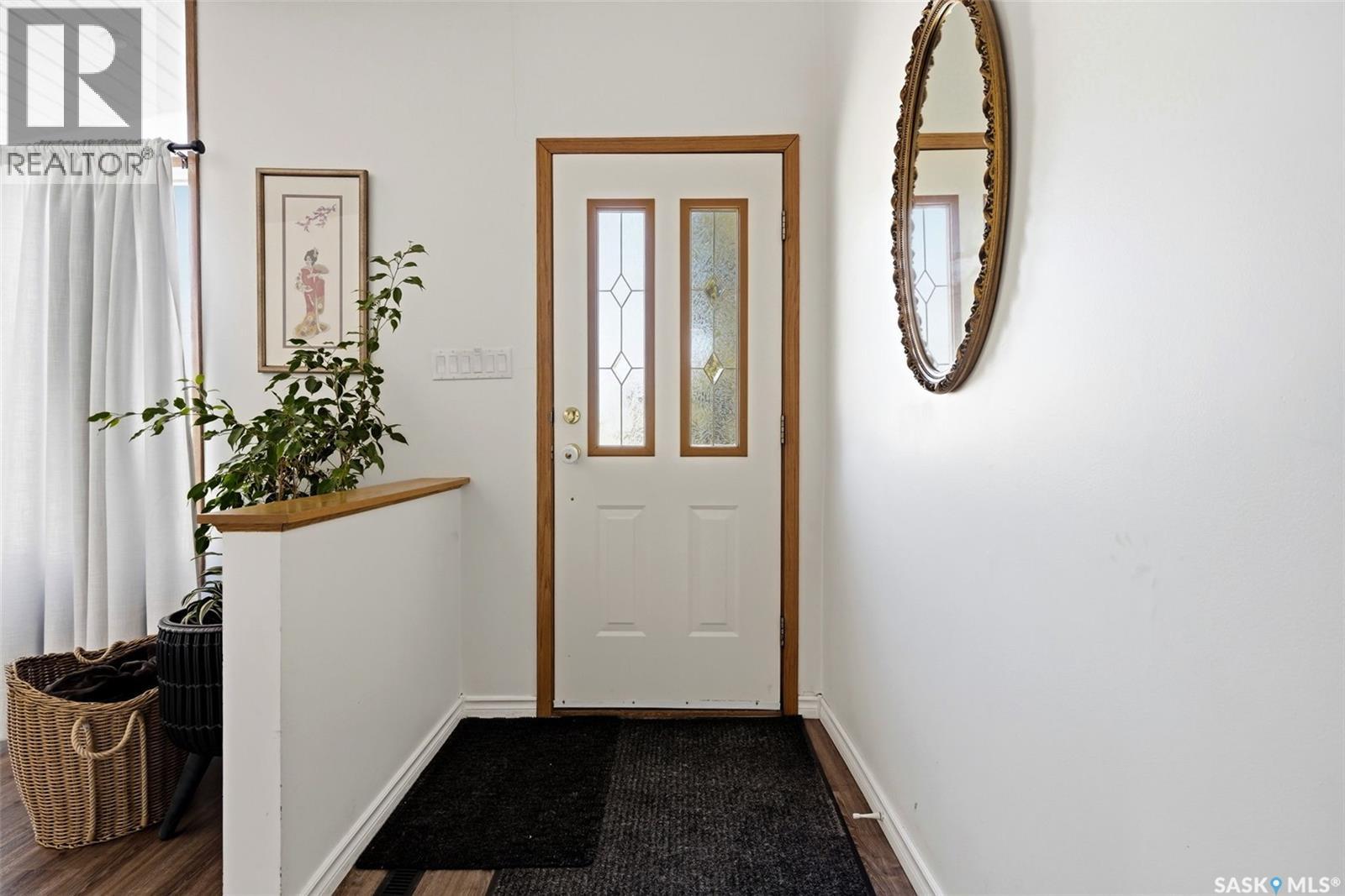 26 Mill Bay, Regina, Saskatchewan  S4N 1L6 - Photo 2 - SK029634