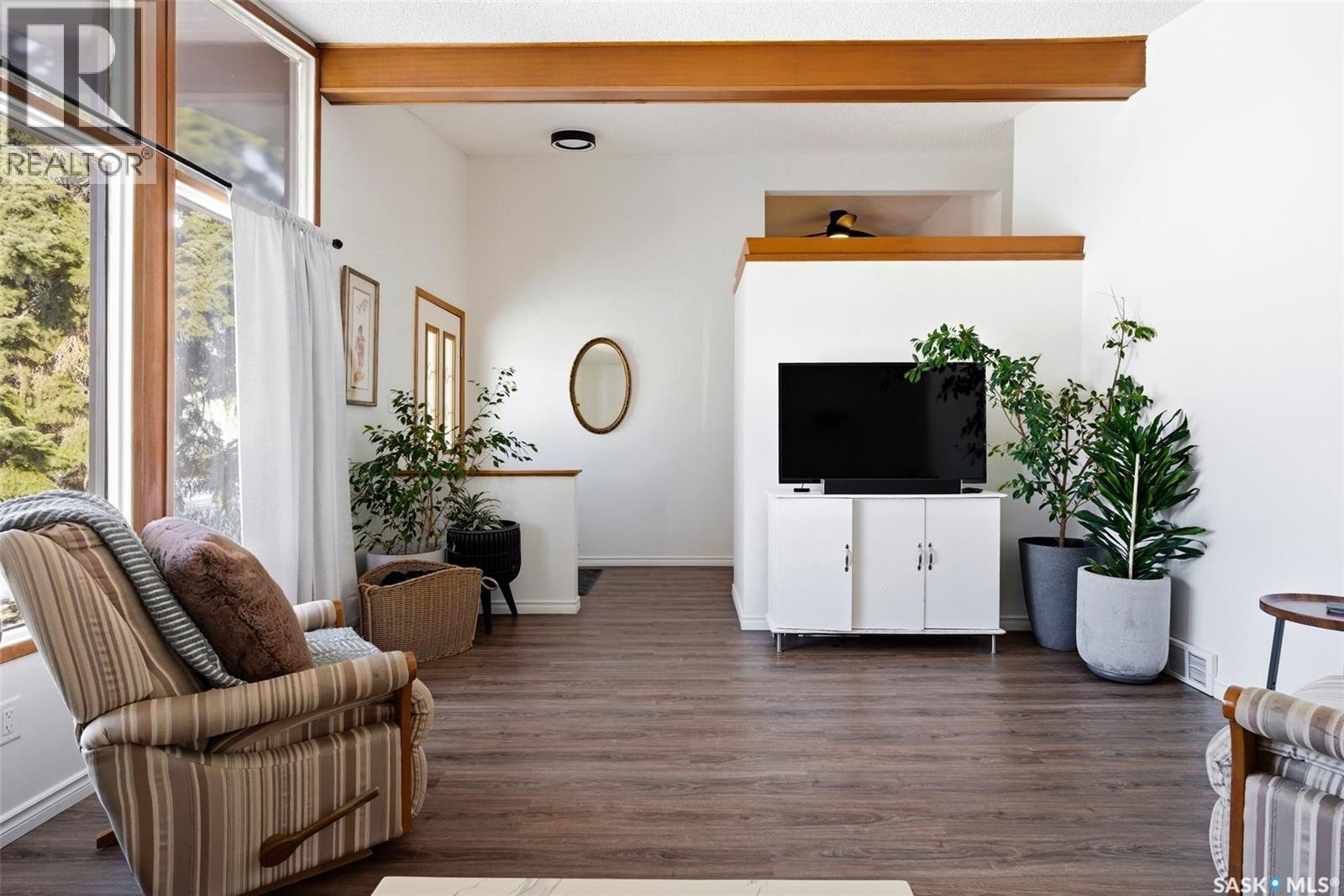 26 Mill Bay, Regina, Saskatchewan  S4N 1L6 - Photo 3 - SK029634