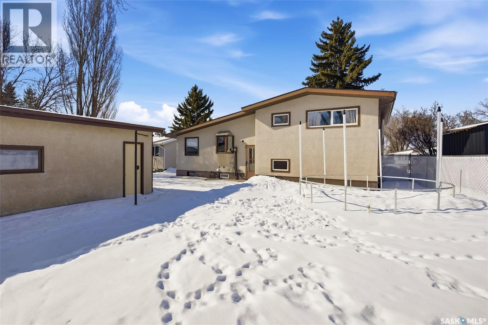 26 Mill Bay, Regina, Saskatchewan  S4N 1L6 - Photo 38 - SK029634