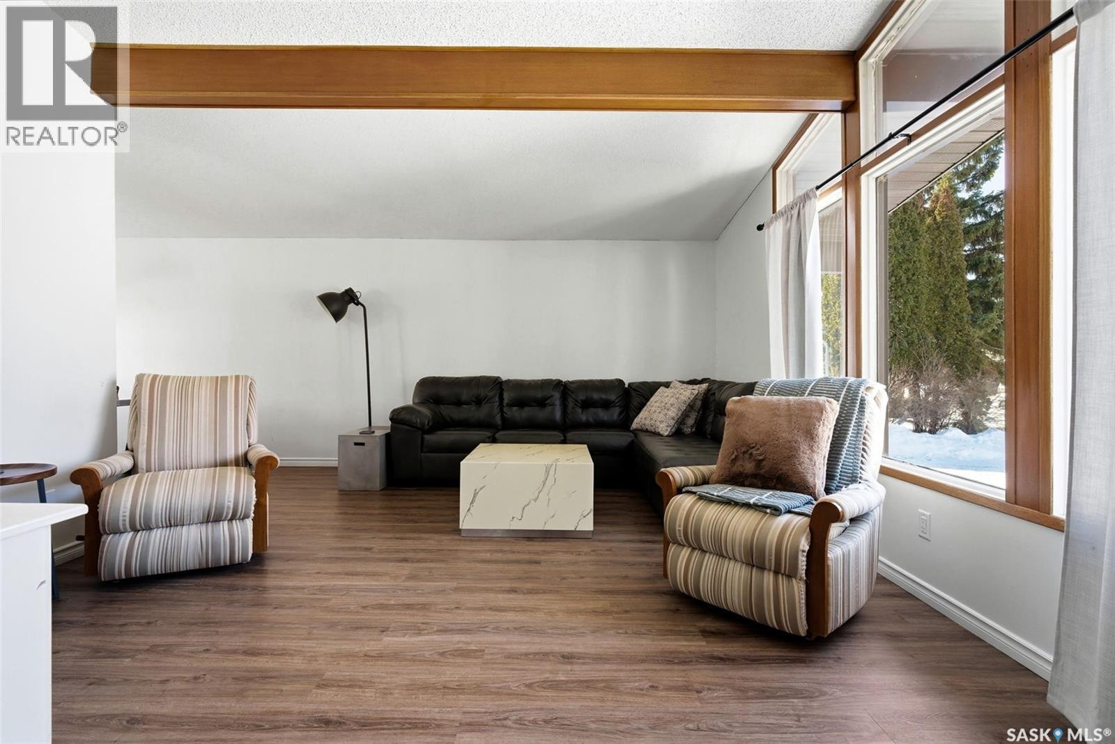 26 Mill Bay, Regina, Saskatchewan  S4N 1L6 - Photo 4 - SK029634