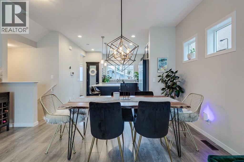 159 Mahogany Grove Se, Calgary, Alberta  T2M 1W9 - Photo 7 - A2289548