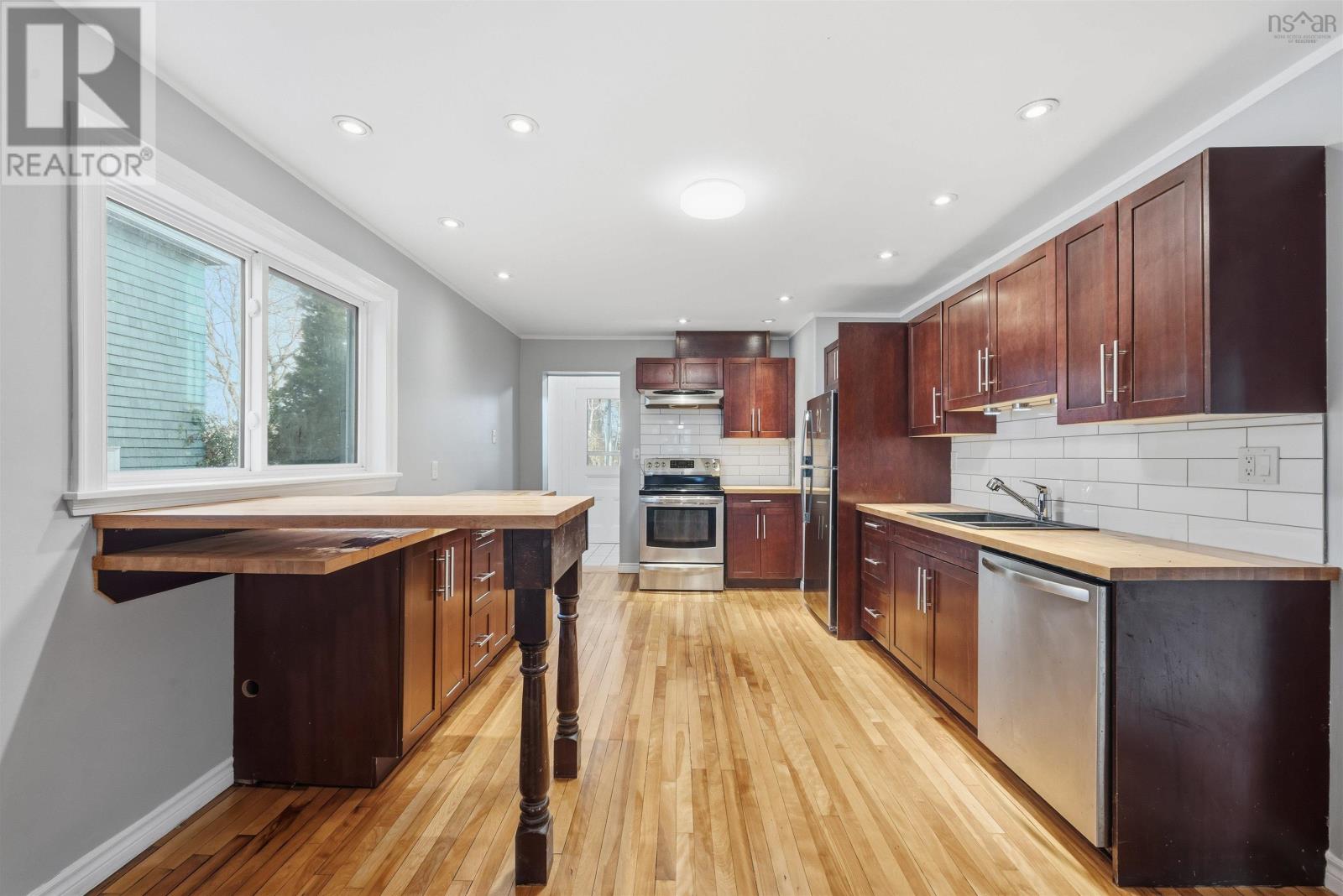 5240 Russell Street, Halifax, Nova Scotia B3K 1W6 - Photo 6 - 202529034