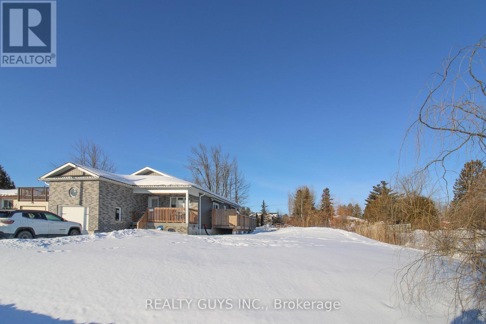 223 CROSBY DRIVE, Kawartha Lakes, Ontario