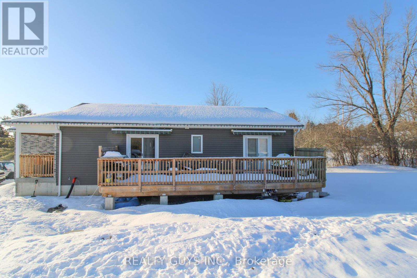 223 Crosby Drive, Kawartha Lakes, Ontario  K0M 1A0 - Photo 3 - X12842670