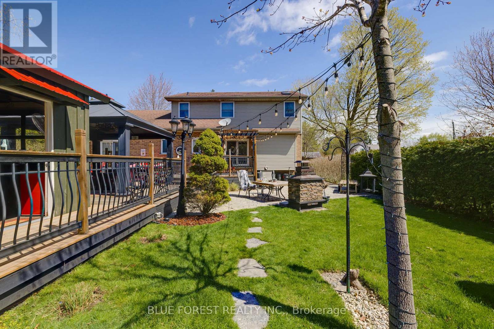 174 Mcarthur Street, Dutton/dunwich, Ontario  N0L 1J0 - Photo 3 - X12842618