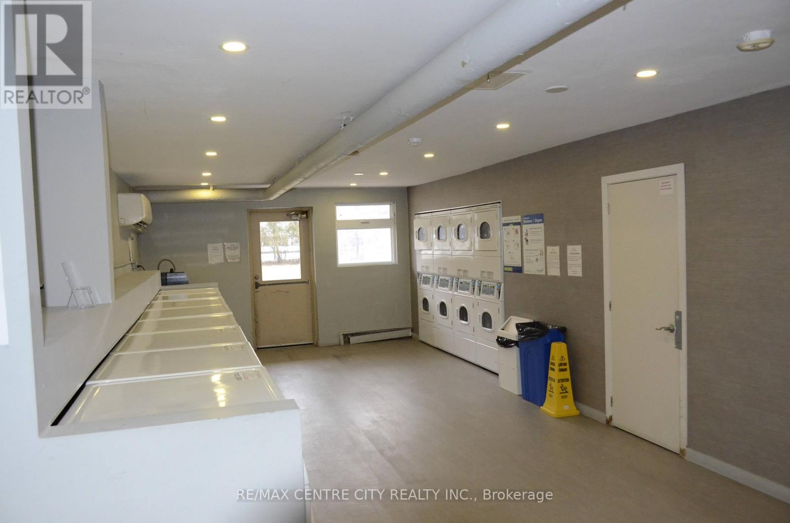 209 - 583 Mornington Avenue, London East, Ontario  N5Y 3E9 - Photo 18 - X12842668