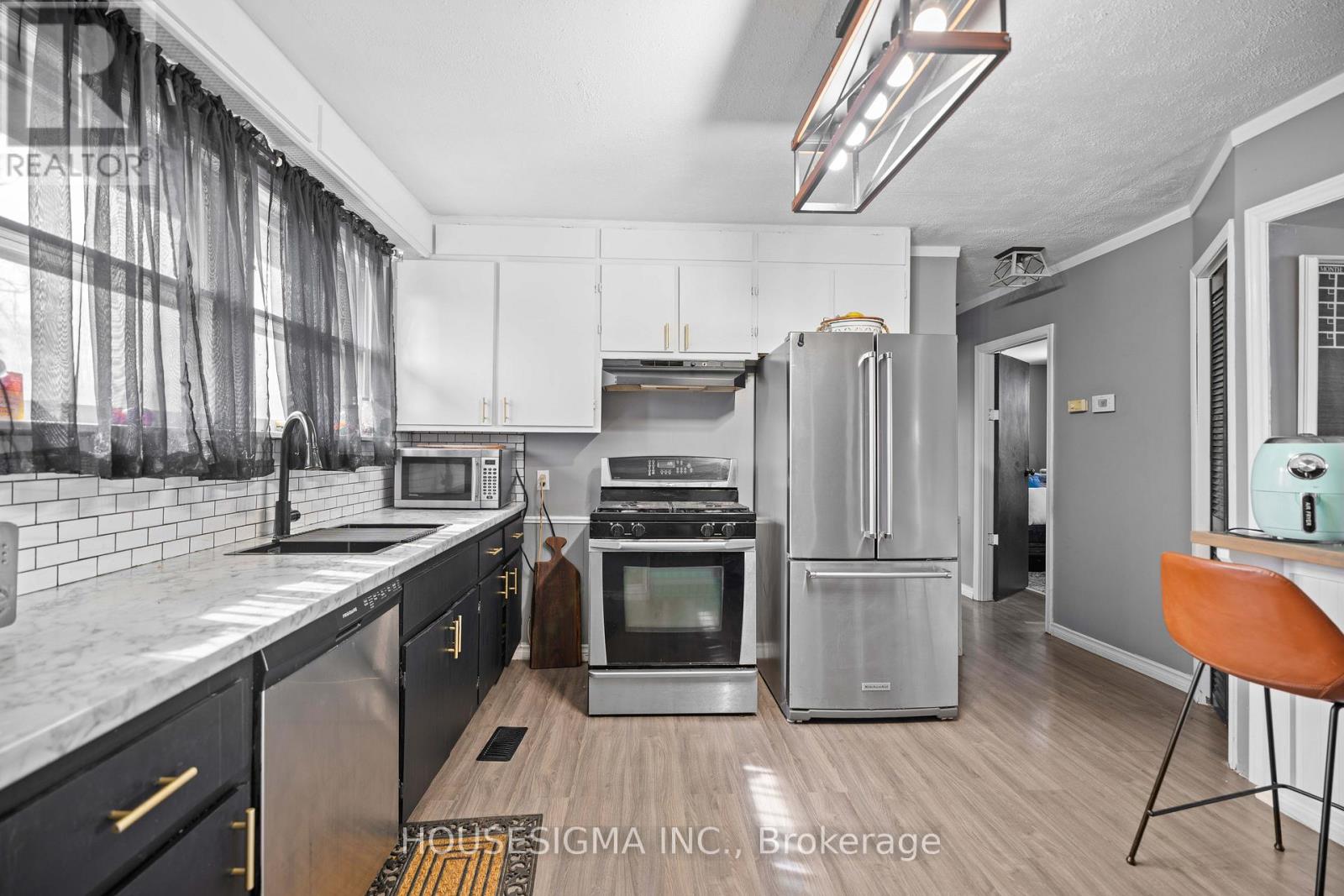 350 Warren Street, Central Elgin, Ontario  N5L 1B5 - Photo 9 - X12842680