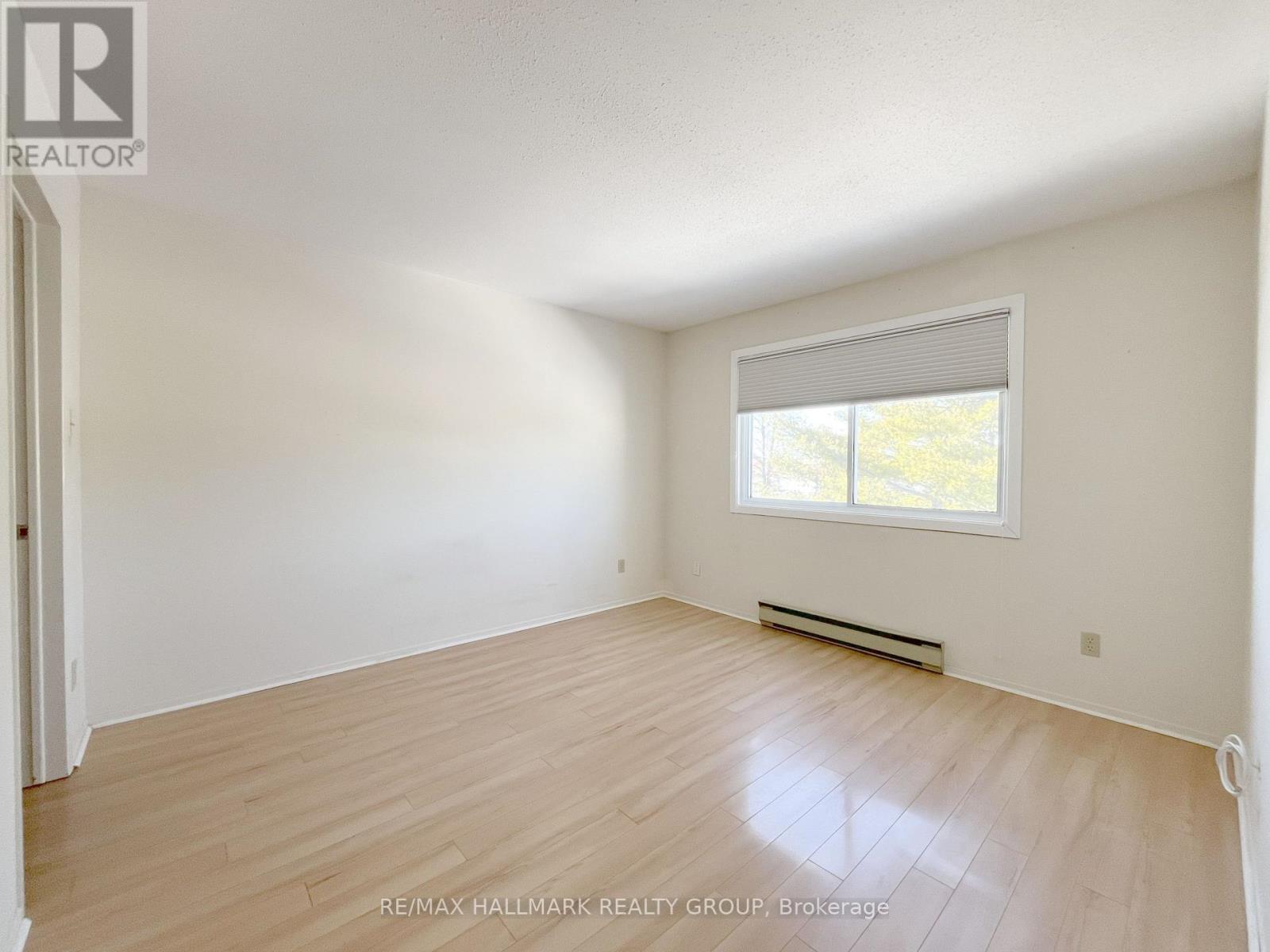 310 - 214 Viewmount Drive, Ottawa, Ontario  K2E 7X3 - Photo 10 - X12842674