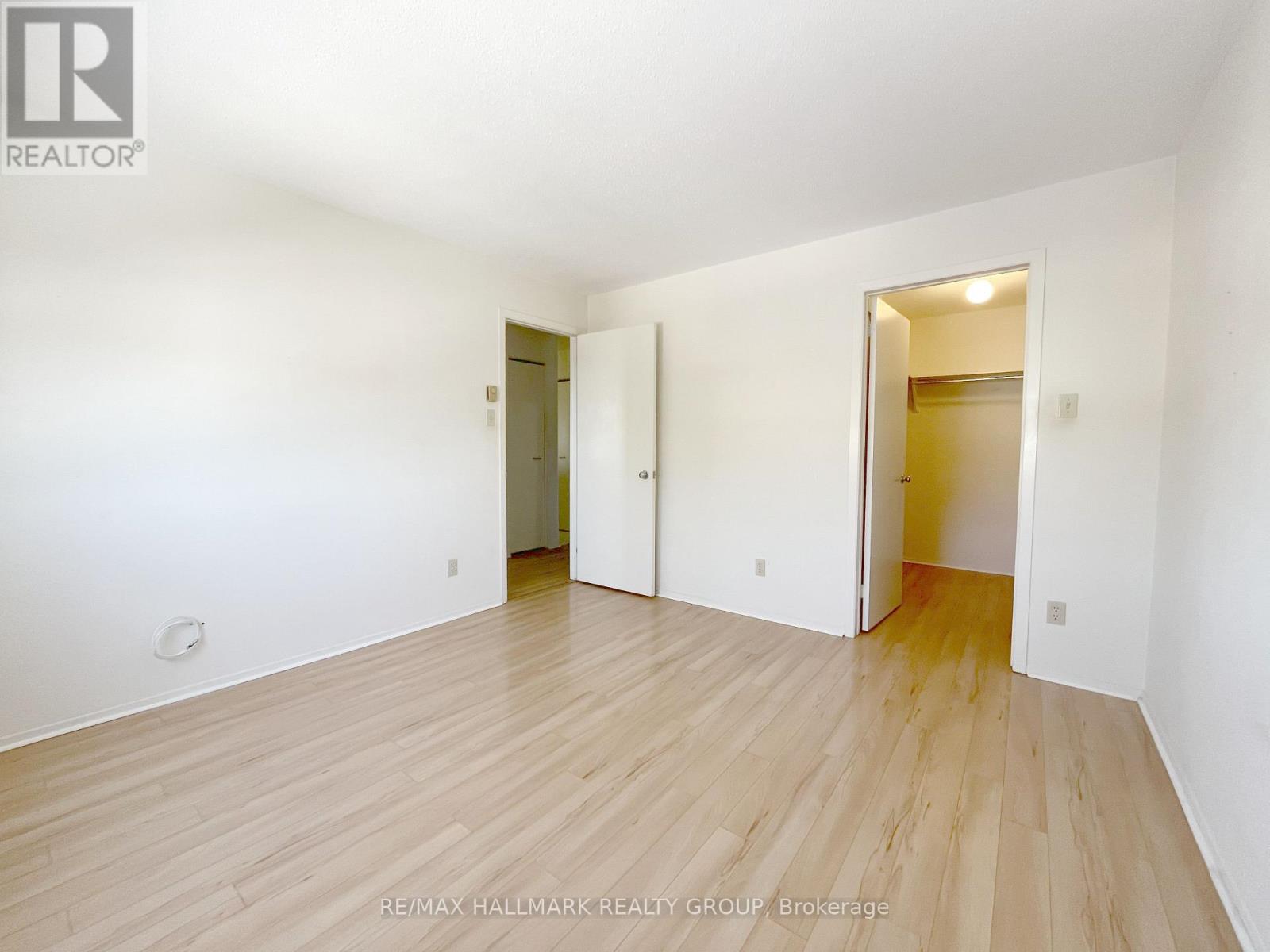 310 - 214 Viewmount Drive, Ottawa, Ontario  K2E 7X3 - Photo 12 - X12842674