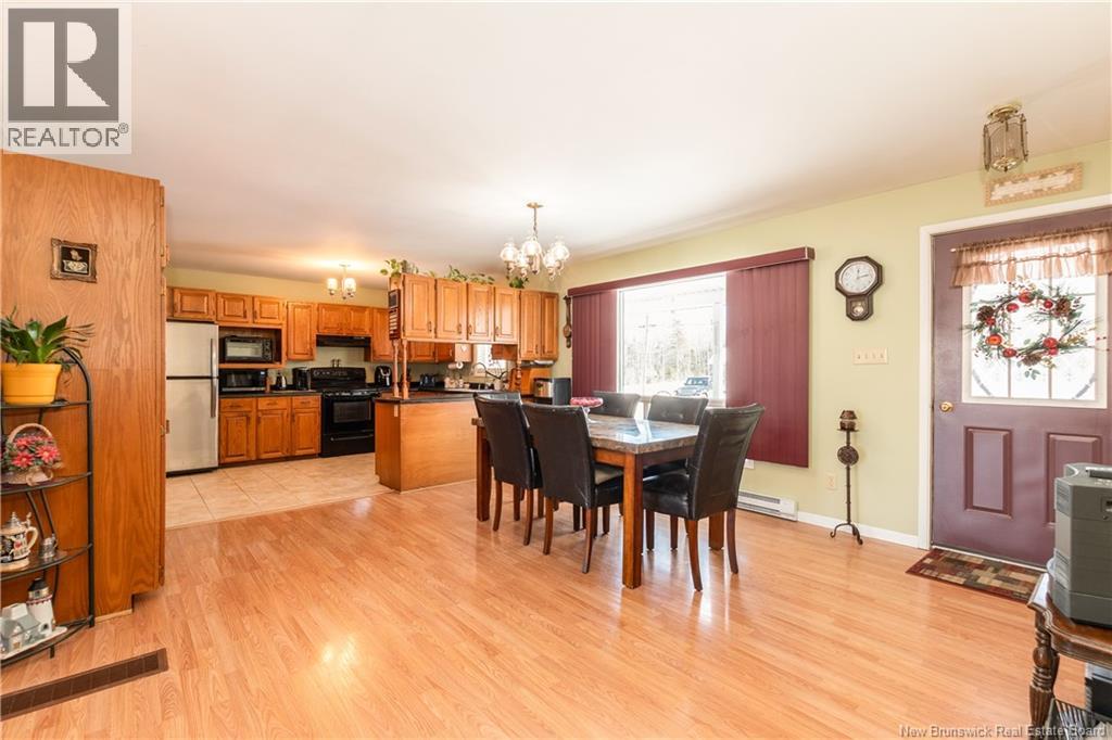 11 Renfrew Street, Petitcodiac, New Brunswick E4Z 4S5 - Photo 10 - NB134183