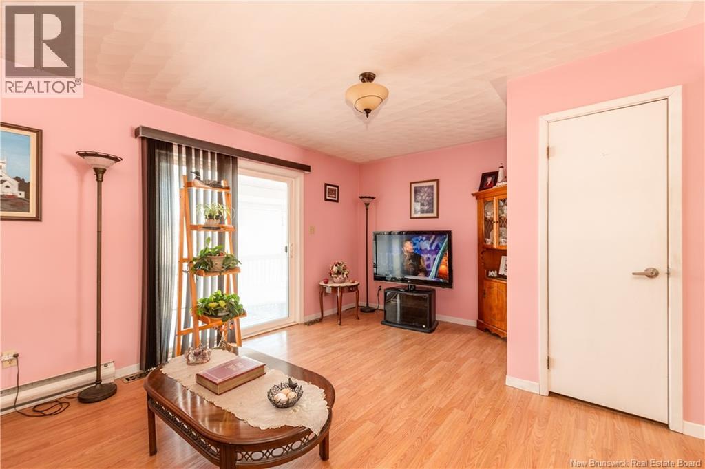11 Renfrew Street, Petitcodiac, New Brunswick E4Z 4S5 - Photo 14 - NB134183