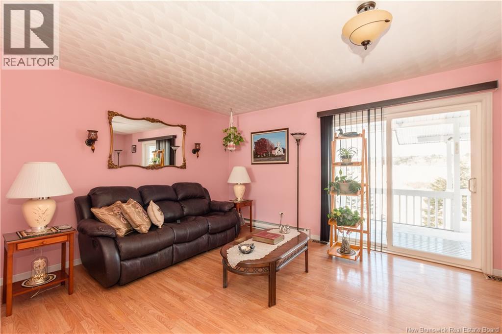 11 Renfrew Street, Petitcodiac, New Brunswick E4Z 4S5 - Photo 13 - NB134183