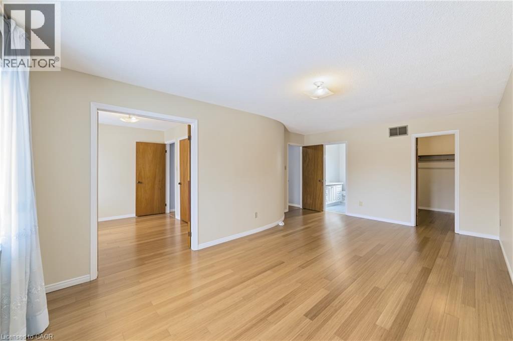 2084 Pen Street, Oakville, Ontario  L6H 3L3 - Photo 23 - 40807522