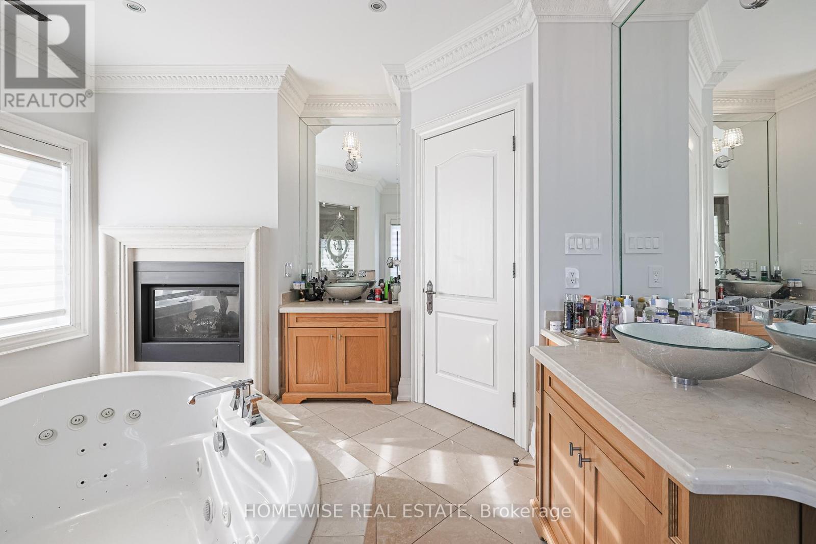 2706 Bayview Avenue, Toronto, Ontario  M2L 1B9 - Photo 39 - C12842676