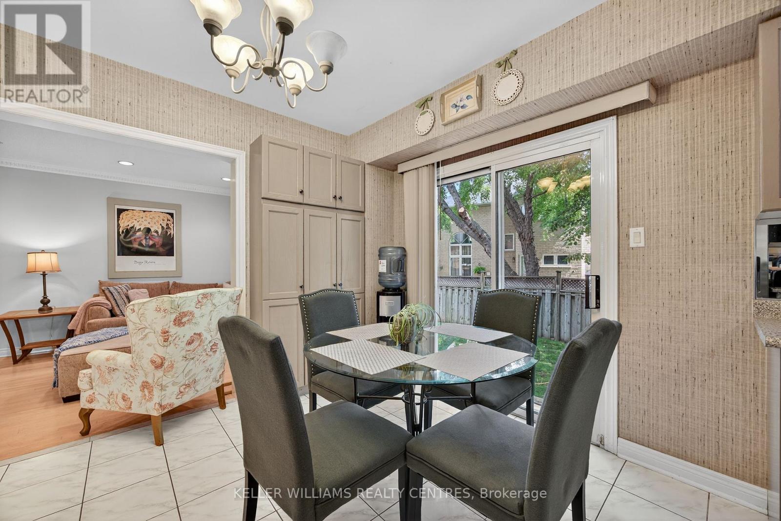 591 Plantation Gate, Newmarket, Ontario  L3X 2C2 - Photo 12 - N12842638