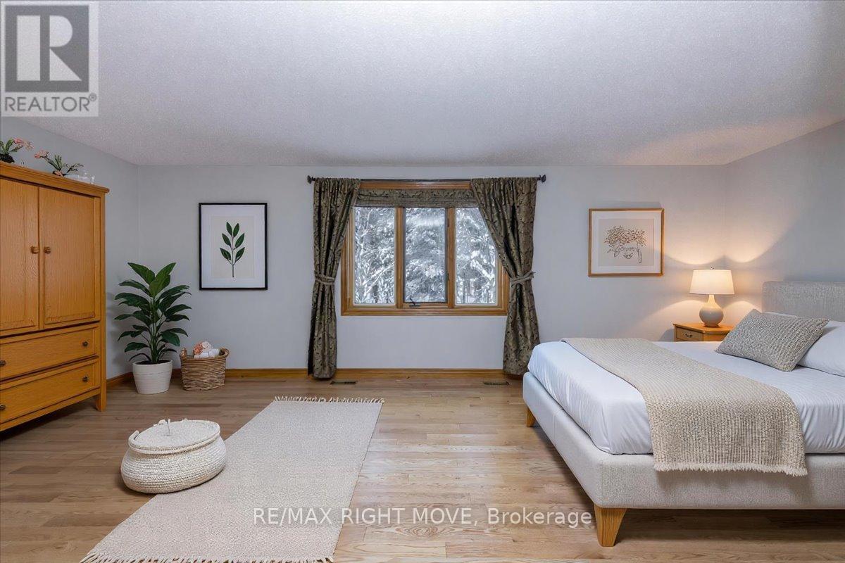 1892 Carriage Court, Severn, Ontario  L3V 6H2 - Photo 25 - S12842654