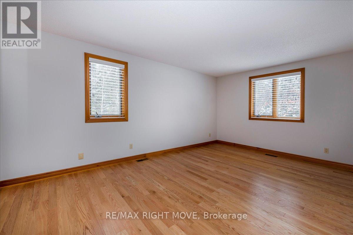 1892 Carriage Court, Severn, Ontario  L3V 6H2 - Photo 29 - S12842654