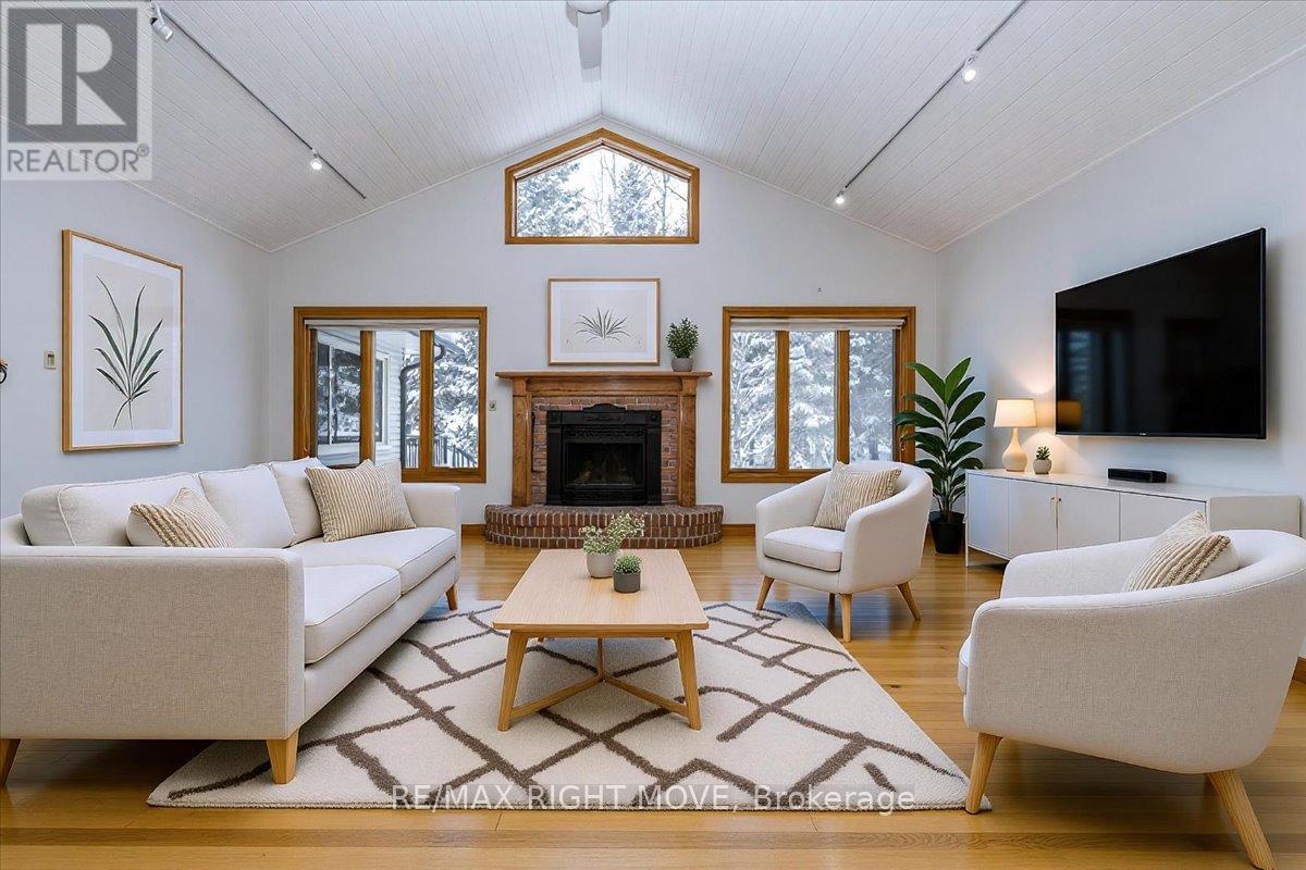 1892 Carriage Court, Severn, Ontario  L3V 6H2 - Photo 7 - S12842654