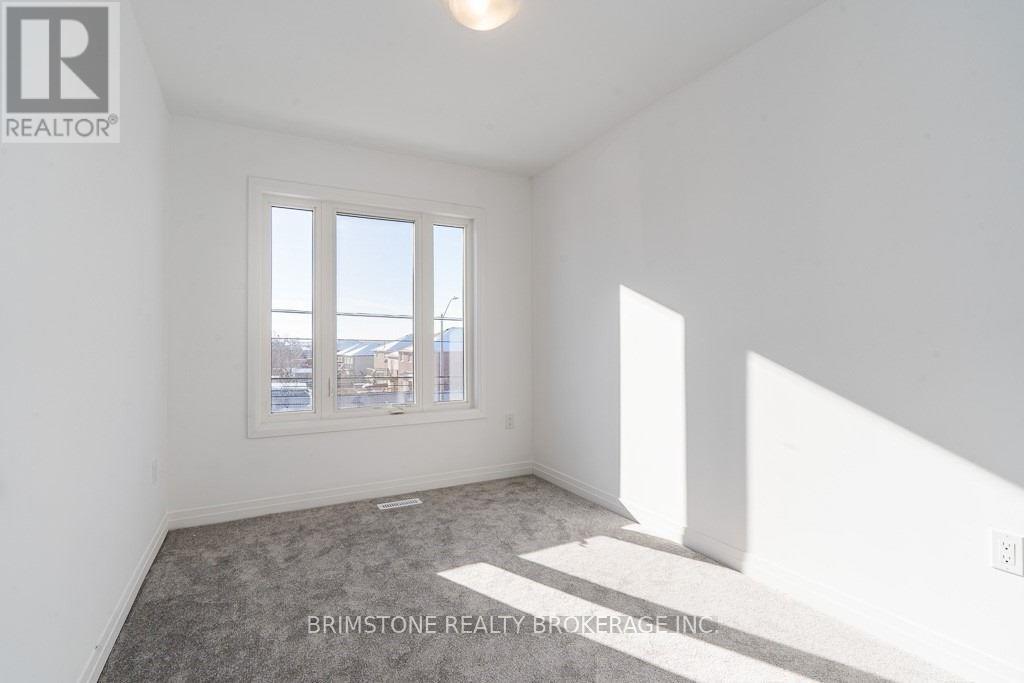 79 Fairlane Avenue, Barrie, Ontario  L9J 0M9 - Photo 16 - S12842690