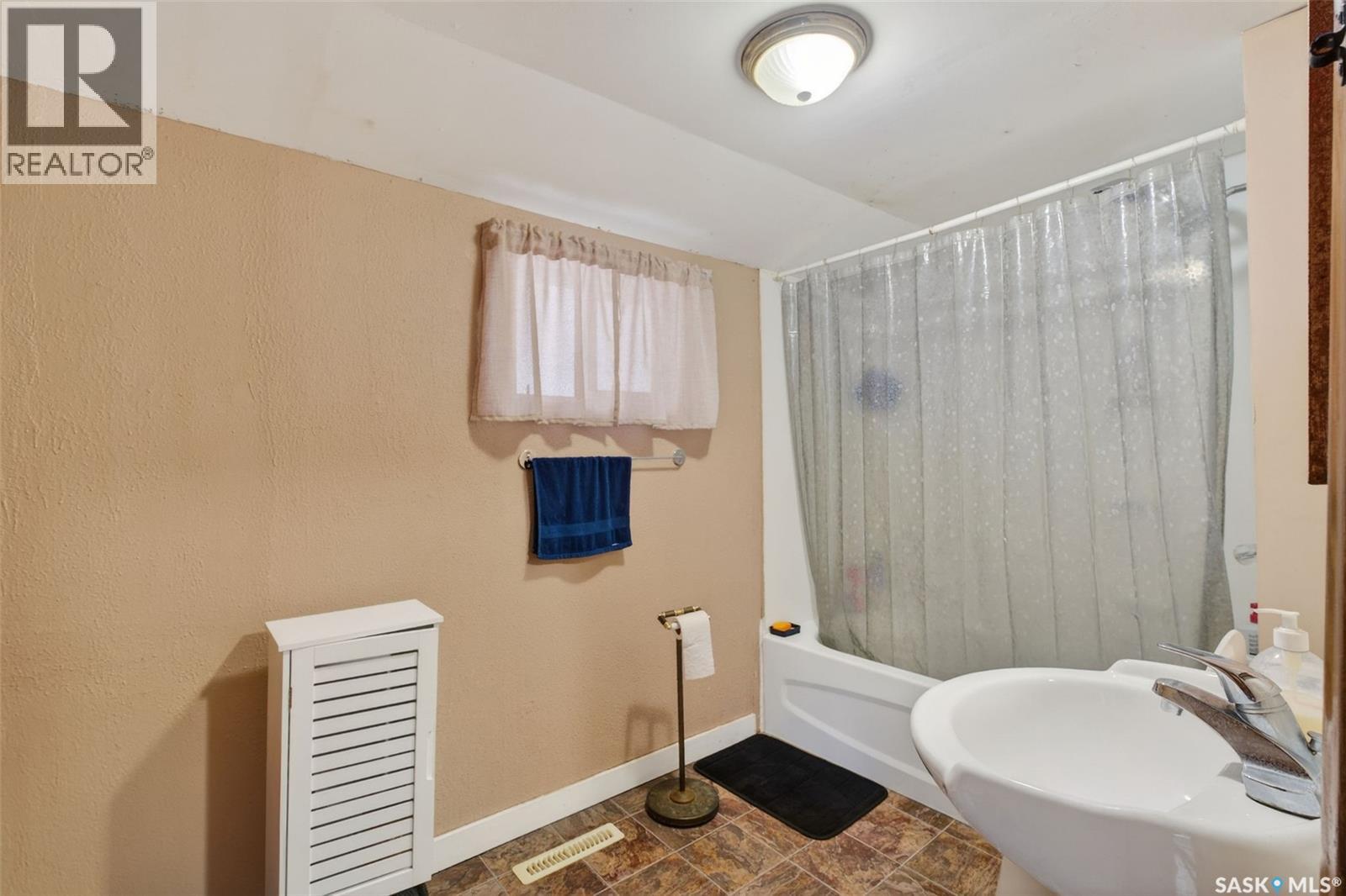 313 Burns Avenue W, Melfort, Saskatchewan  S0E 1A0 - Photo 17 - SK029638