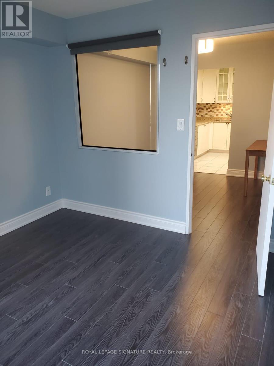 709 - 145 Hillcrest Avenue, Mississauga, Ontario  L5B 3Z1 - Photo 11 - W12842642