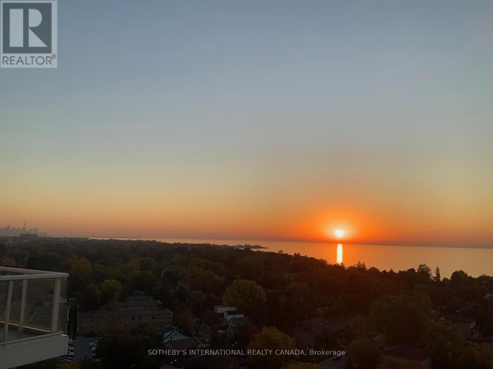 1602 - 3865 Lake Shore Boulevard W, Toronto (Long Branch), Ontario  M8W 0A2 - Photo 42 - W12842652