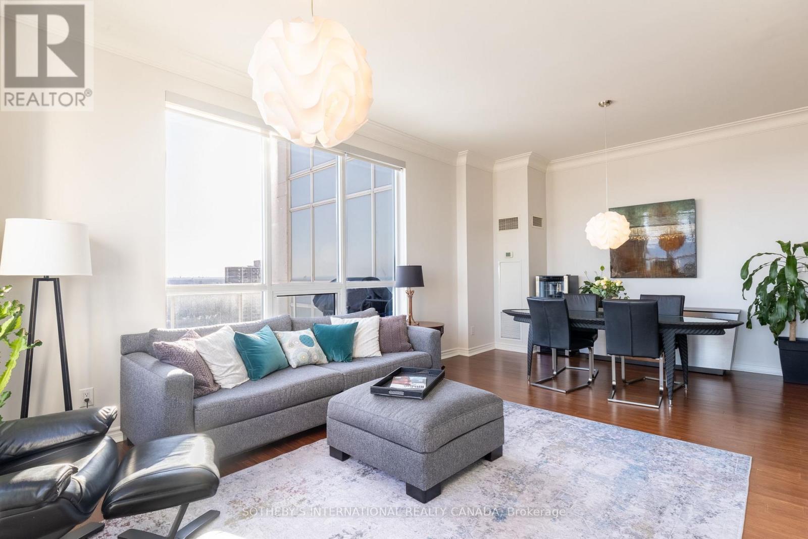 1602 - 3865 Lake Shore Boulevard W, Toronto (Long Branch), Ontario  M8W 0A2 - Photo 6 - W12842652