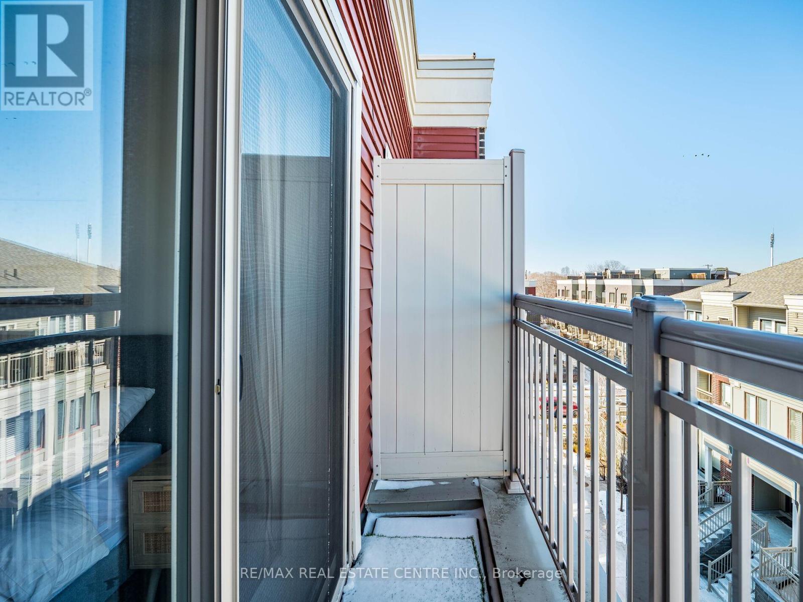 10 - 125 Long Branch Avenue, Toronto, Ontario  M8W 0A9 - Photo 26 - W12842694