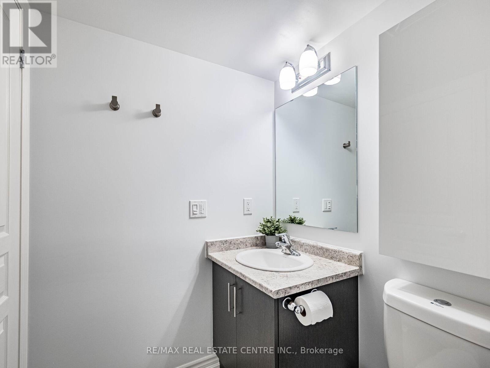 10 - 125 Long Branch Avenue, Toronto, Ontario  M8W 0A9 - Photo 38 - W12842694